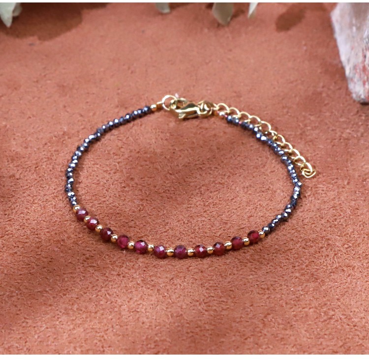 Bracelet - Red agate - faceted bead -3.5mm  Hemitite - faceted bead -2mm  copper bead -2mm-18 4.5cm