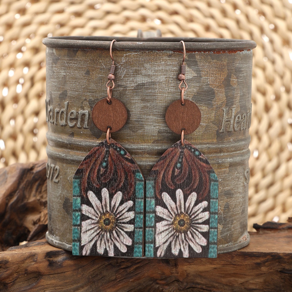 Bestone Western Style Cactus Sunflower Hook Earrings for Women Wooden Western Style Cactus Geometric Pendant Earrings